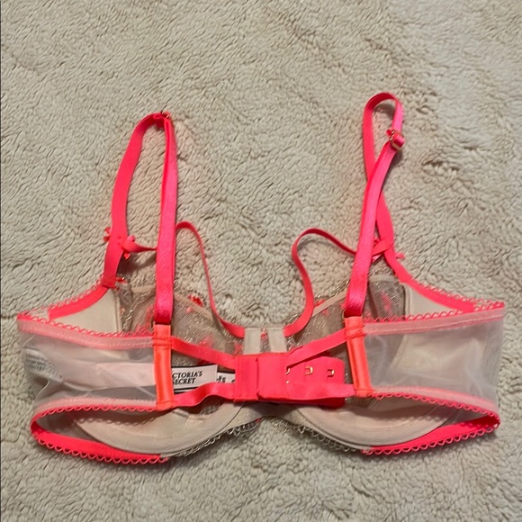 Victoria's Secret Pink and Gold Floral Mesh Bra -Never Worn - Picture 2 of 6